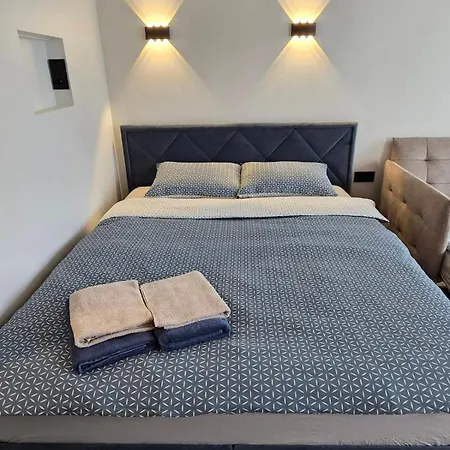 Tiltu Smaragdo Apartamentai 公寓 克莱佩达