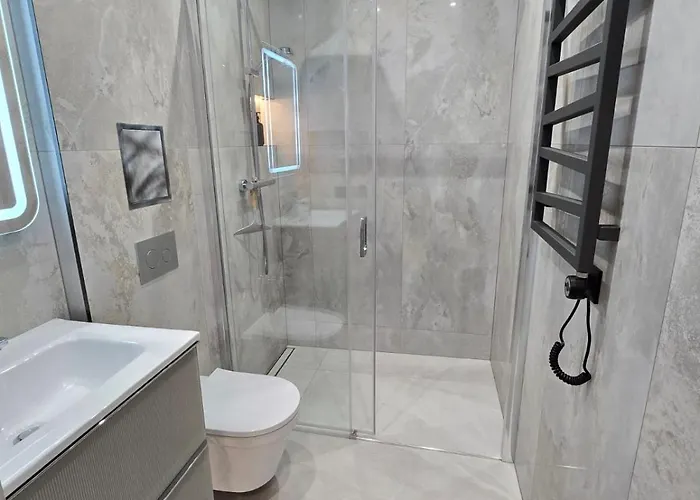 Tiltu Smaragdo Apartamentai קלייפדה